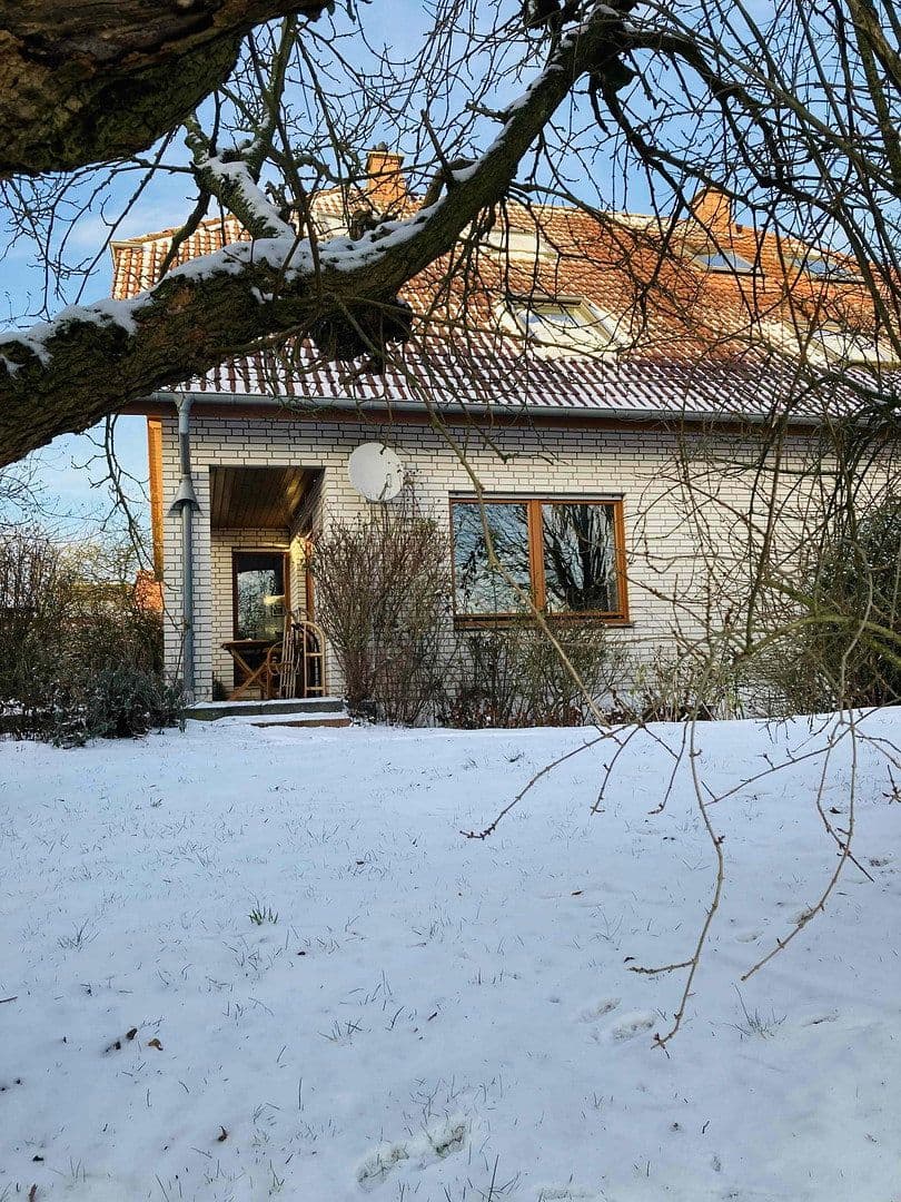 Prodej domu 136 m², pozemek 400 m², Spenge, Severní Porýní-Vestfálsko Prodej domu 136 m², pozemek 400 m², Spenge, Severní Porýní-Vestfálsko