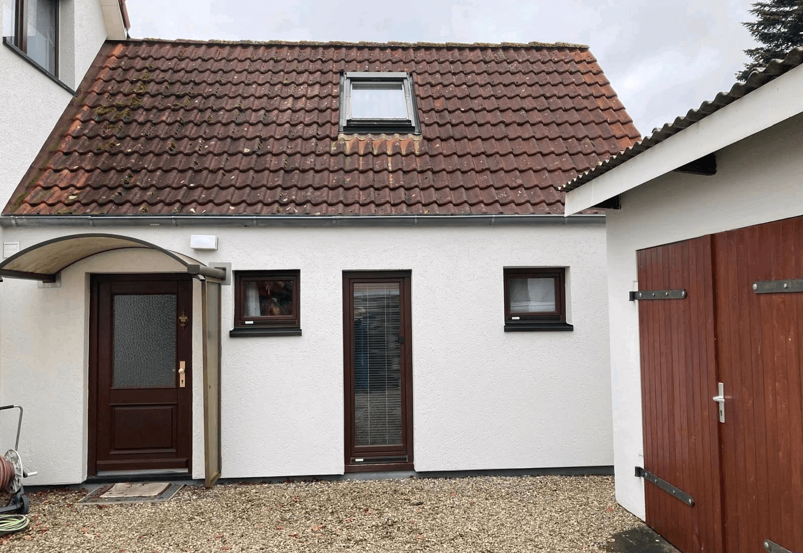 Prodej domu 212 m², pozemek 1.870 m², Bergstraße 13, Damendorf, Šlesvicko-Holštýnsko Prodej domu 212 m², pozemek 1.870 m², Bergstraße 13, Damendorf, Šlesvicko-Holštýnsko