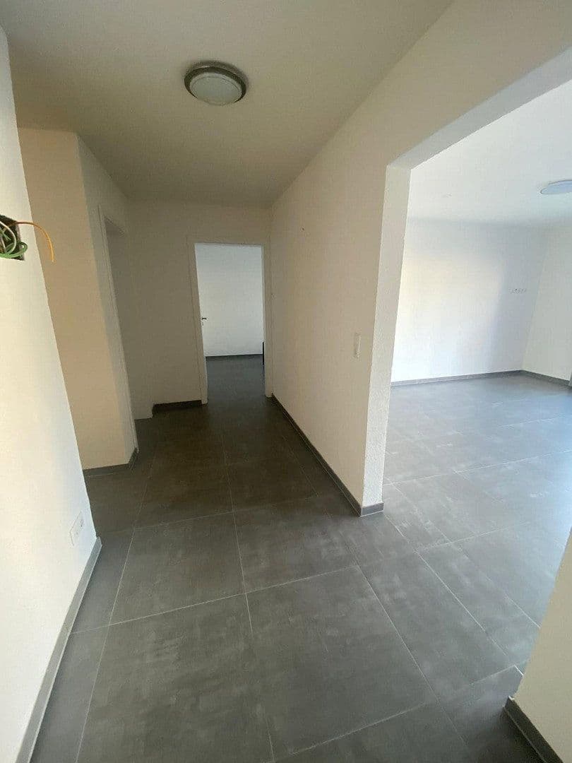Pronájem bytu 2+kk 70 m², Amstetten, Bádensko-Württembersko Pronájem bytu 2+kk 70 m², Amstetten, Bádensko-Württembersko
