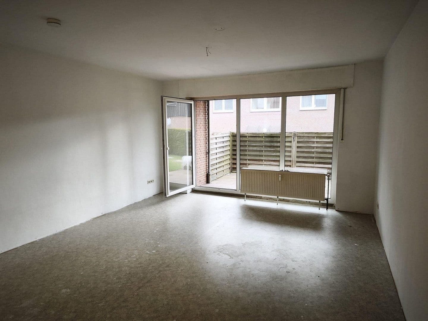 Prodej bytu 4+1 98 m², Bielefeld-Theesen, Severní Porýní-Vestfálsko Prodej bytu 4+1 98 m², Bielefeld-Theesen, Severní Porýní-Vestfálsko