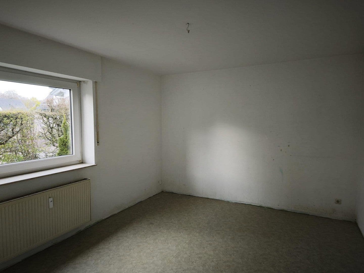 Prodej bytu 4+1 98 m², Bielefeld-Theesen, Severní Porýní-Vestfálsko Prodej bytu 4+1 98 m², Bielefeld-Theesen, Severní Porýní-Vestfálsko