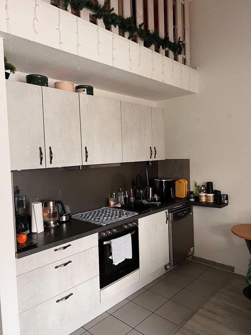 Pronájem bytu 3+kk 66 m², Bahnhofstrasse 38, Übach-Palenberg, Severní Porýní-Vestfálsko Pronájem bytu 3+kk 66 m², Bahnhofstrasse 38, Übach-Palenberg, Severní Porýní-Vestfálsko