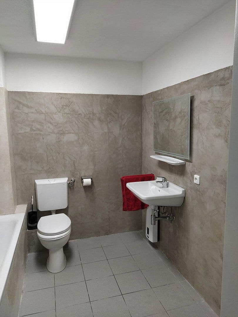 Pronájem bytu 3+kk 66 m², Bahnhofstrasse 38, Übach-Palenberg, Severní Porýní-Vestfálsko Pronájem bytu 3+kk 66 m², Bahnhofstrasse 38, Übach-Palenberg, Severní Porýní-Vestfálsko