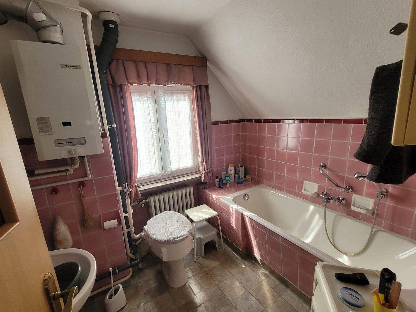 Prodej domu 95 m², pozemek 650 m², Thomas-Mann-Straße 15, Wittenberg, Sasko-Anhaltsko Prodej domu 95 m², pozemek 650 m², Thomas-Mann-Straße 15, Wittenberg, Sasko-Anhaltsko