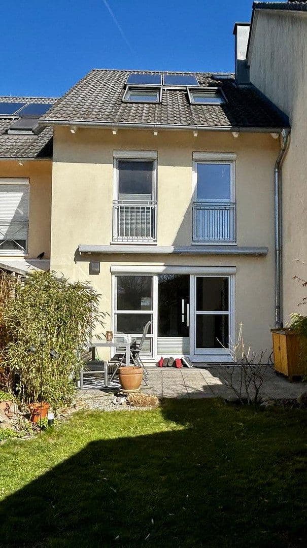 Prodej domu 149 m², pozemek 213 m², Nürnberg, Bavorsko Prodej domu 149 m², pozemek 213 m², Nürnberg, Bavorsko