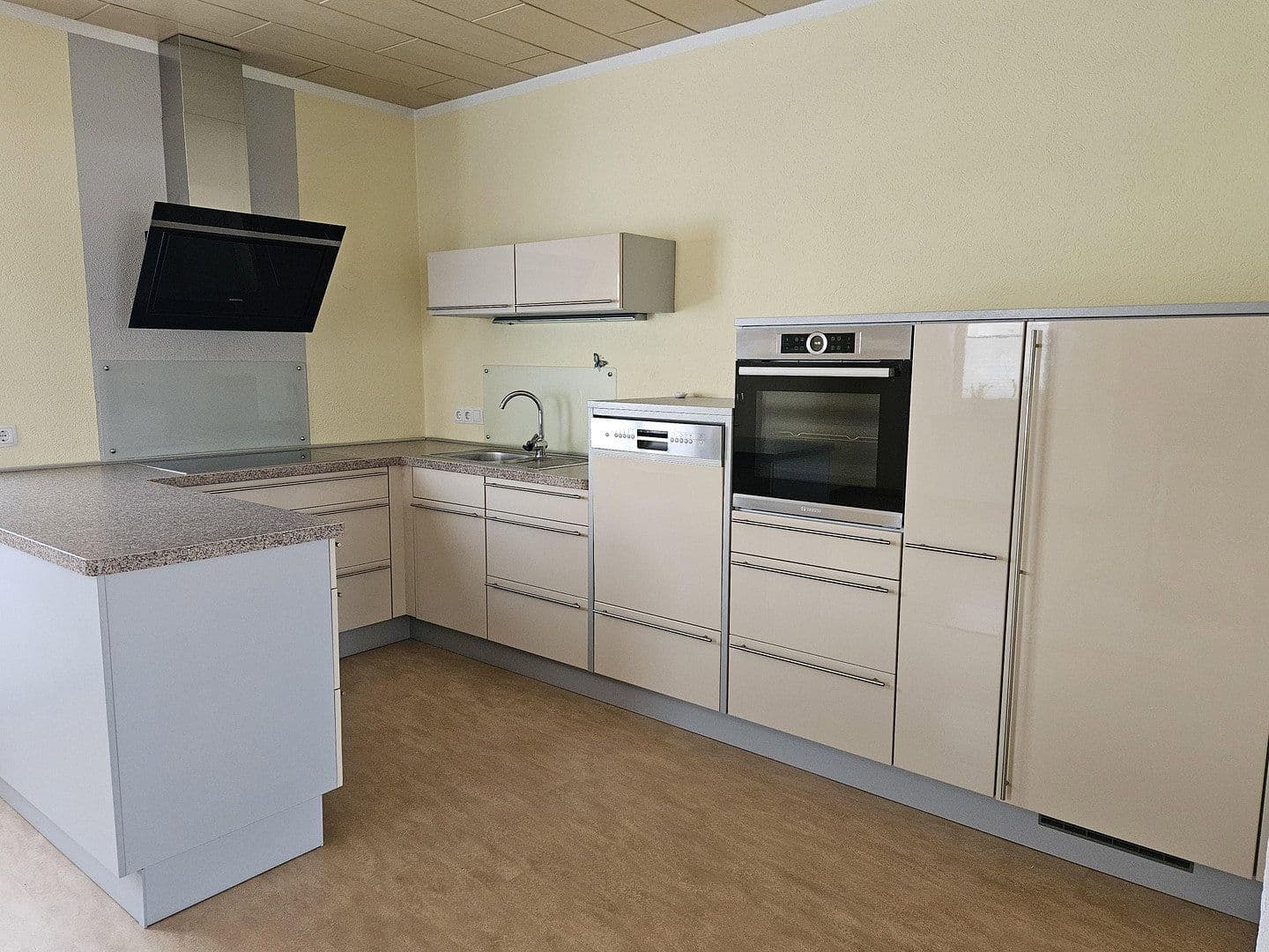 Prodej domu 100 m², pozemek 480 m², Leipzig, Sasko Prodej domu 100 m², pozemek 480 m², Leipzig, Sasko