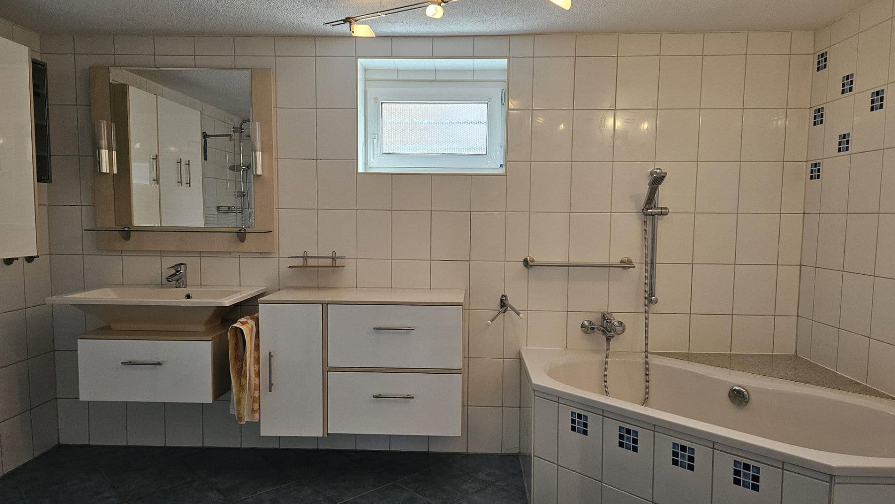 Prodej domu 100 m², pozemek 480 m², Leipzig, Sasko Prodej domu 100 m², pozemek 480 m², Leipzig, Sasko