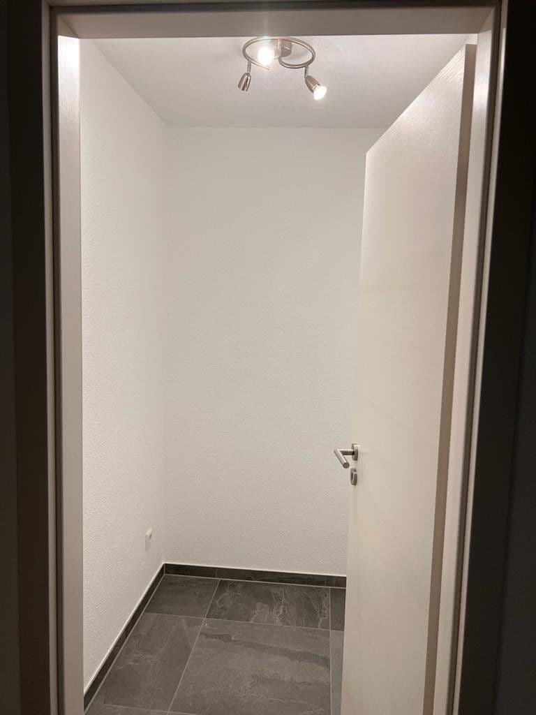 Pronájem bytu 3+1 85 m², Sindelfingen, Bádensko-Württembersko Pronájem bytu 3+1 85 m², Sindelfingen, Bádensko-Württembersko
