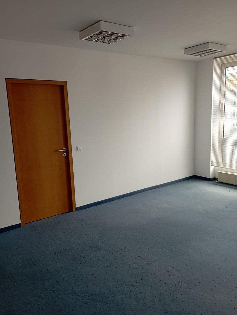 Pronájem kanceláře 76 m², Baruther Strasse 20/21, Zossen, Braniborsko Pronájem kanceláře 76 m², Baruther Strasse 20/21, Zossen, Braniborsko