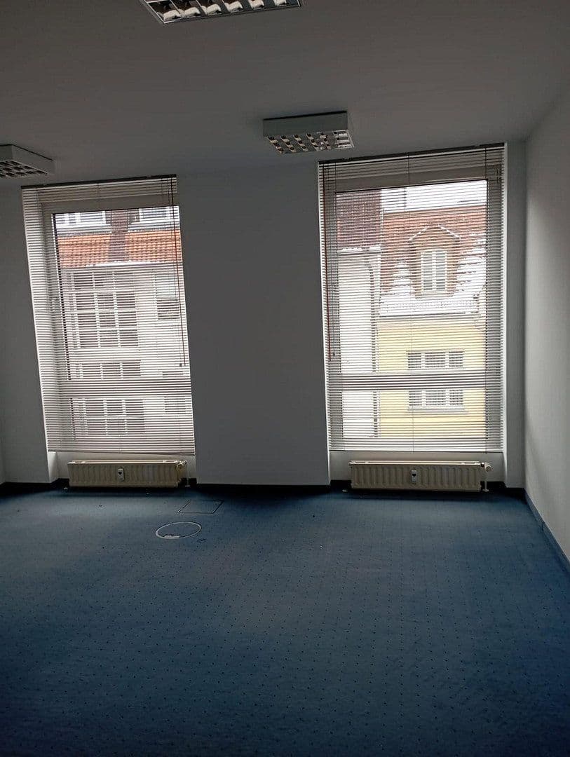 Pronájem kanceláře 76 m², Baruther Strasse 20/21, Zossen, Braniborsko Pronájem kanceláře 76 m², Baruther Strasse 20/21, Zossen, Braniborsko