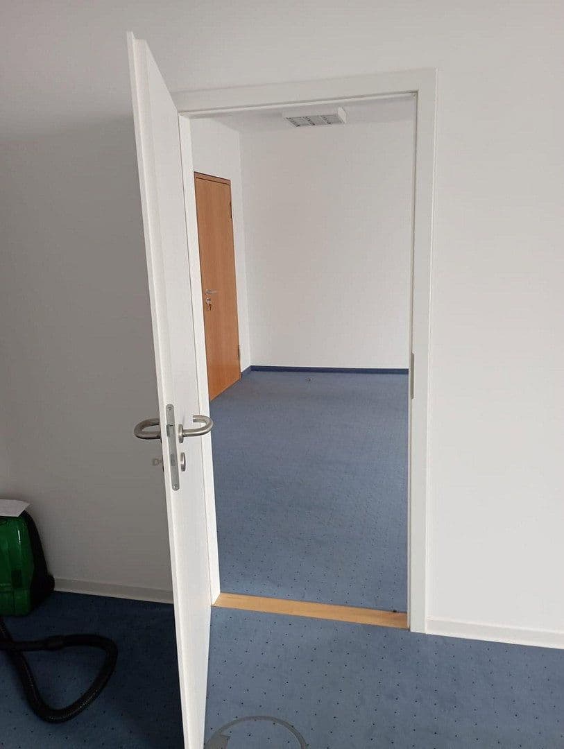 Pronájem kanceláře 76 m², Baruther Strasse 20/21, Zossen, Braniborsko Pronájem kanceláře 76 m², Baruther Strasse 20/21, Zossen, Braniborsko