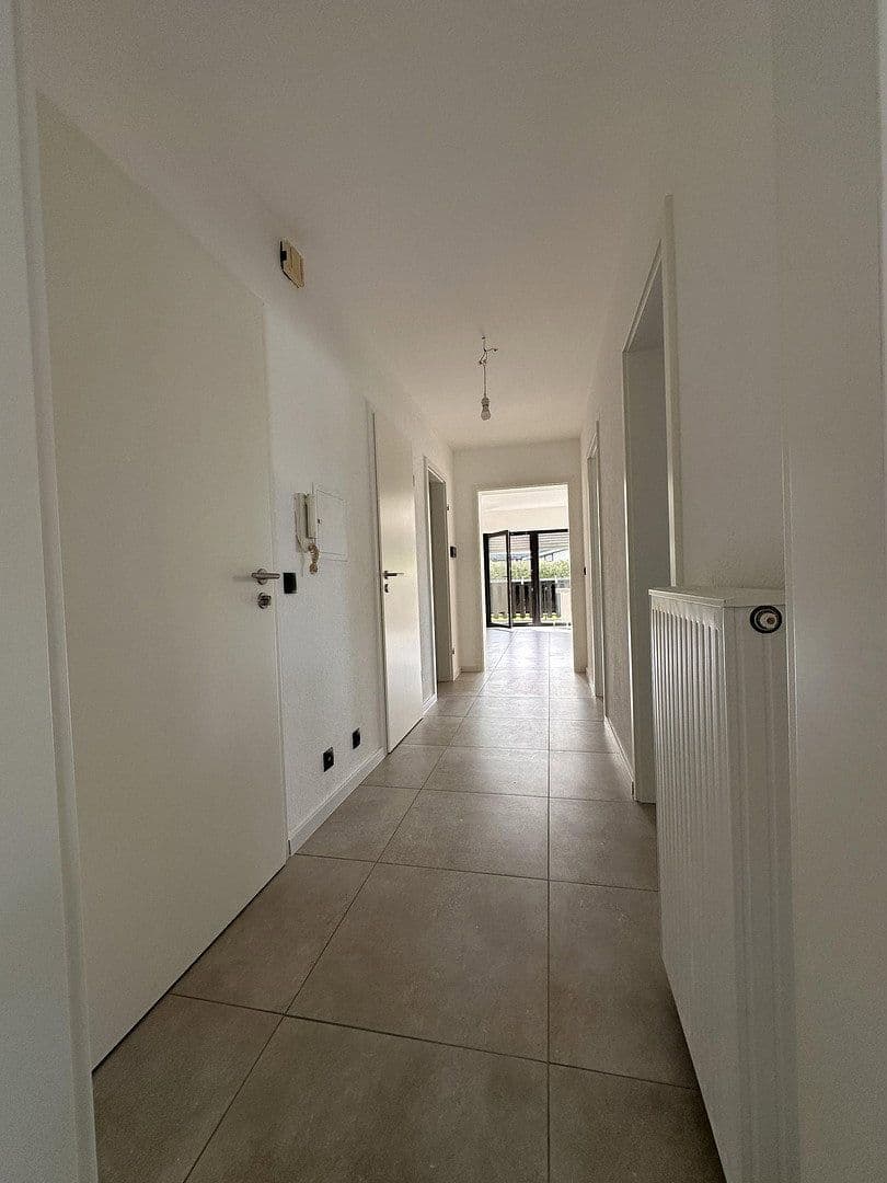 Pronájem bytu 3+1 77 m², Parkstrasse 25, Ehlscheid, Porýní-Falc Pronájem bytu 3+1 77 m², Parkstrasse 25, Ehlscheid, Porýní-Falc