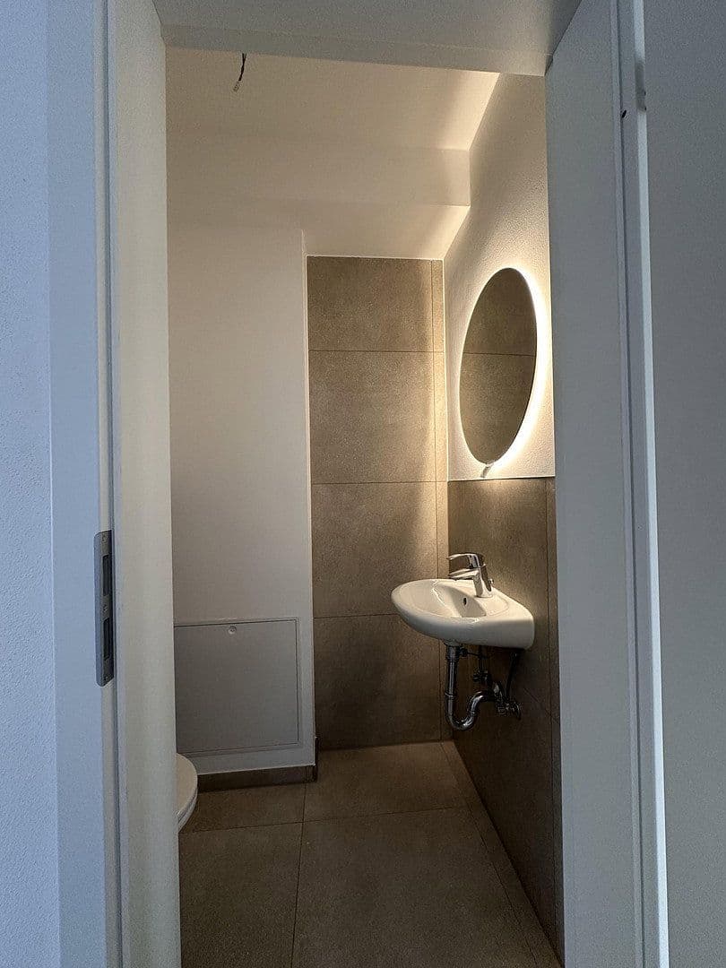 Pronájem bytu 3+1 77 m², Parkstrasse 25, Ehlscheid, Porýní-Falc Pronájem bytu 3+1 77 m², Parkstrasse 25, Ehlscheid, Porýní-Falc