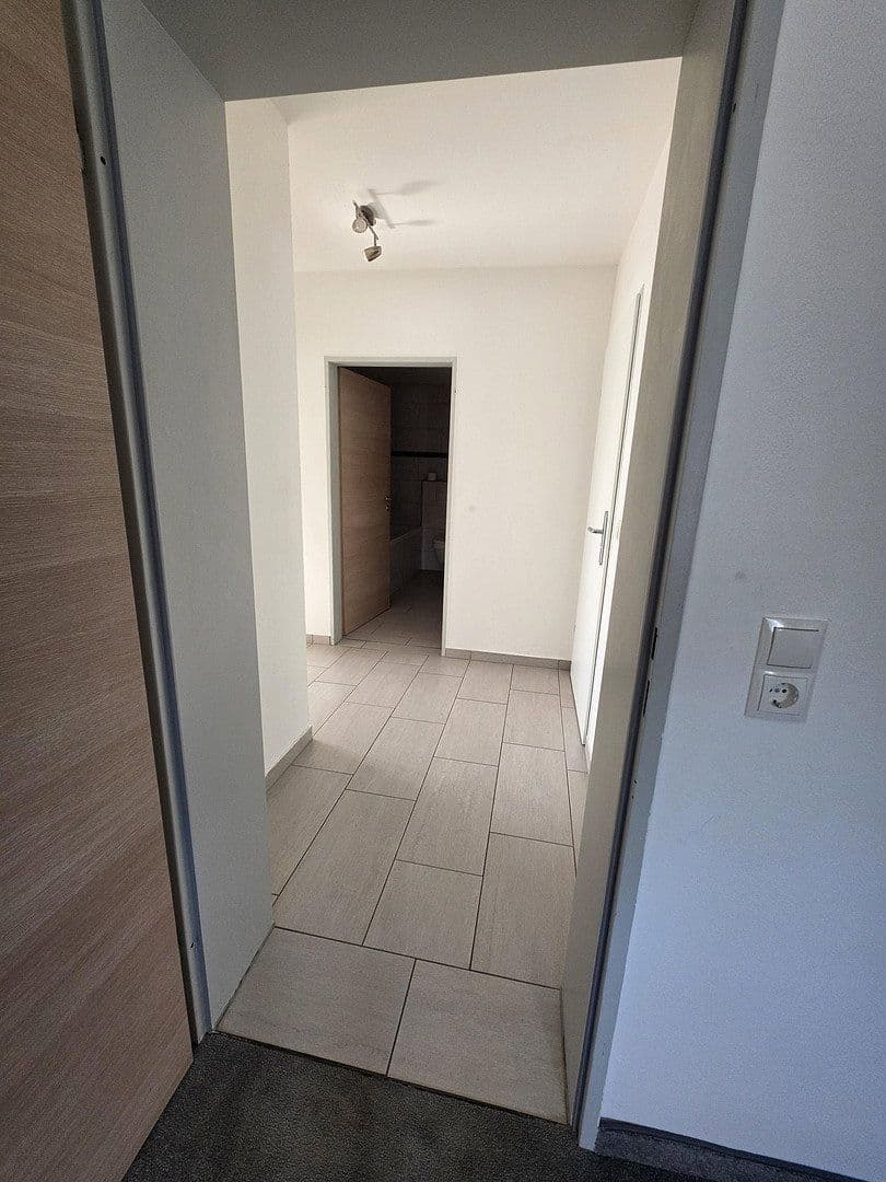 Pronájem bytu 2+1 61 m², Henschelring 3, Kirchheim b. München, Bavorsko Pronájem bytu 2+1 61 m², Henschelring 3, Kirchheim b. München, Bavorsko