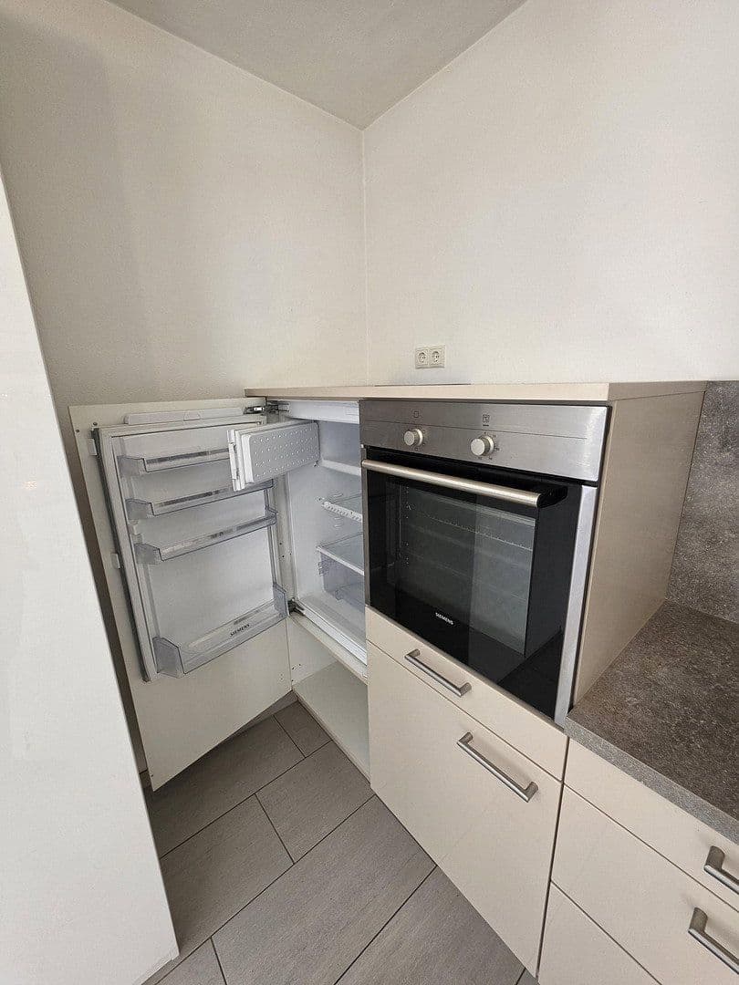 Pronájem bytu 2+1 61 m², Henschelring 3, Kirchheim b. München, Bavorsko Pronájem bytu 2+1 61 m², Henschelring 3, Kirchheim b. München, Bavorsko