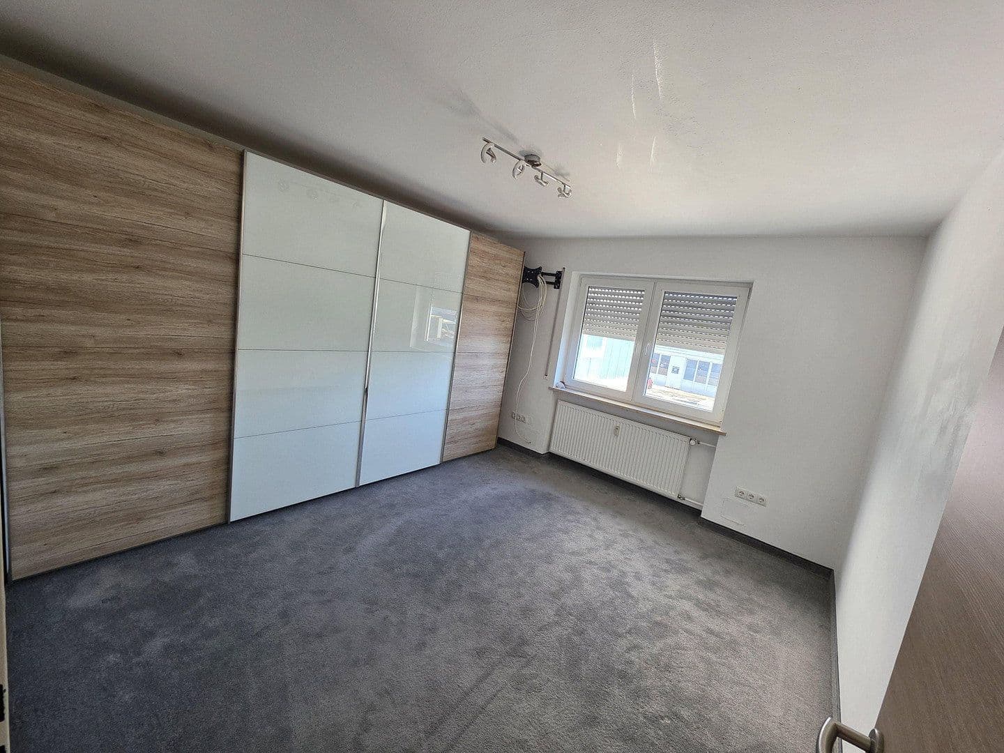 Pronájem bytu 2+1 61 m², Henschelring 3, Kirchheim b. München, Bavorsko Pronájem bytu 2+1 61 m², Henschelring 3, Kirchheim b. München, Bavorsko