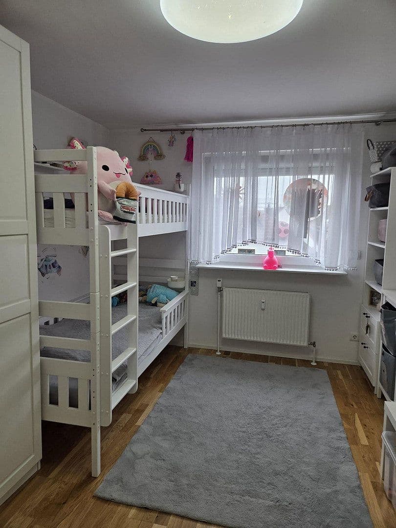 Pronájem bytu 3+1 79 m², Fürth, Bavorsko Pronájem bytu 3+1 79 m², Fürth, Bavorsko