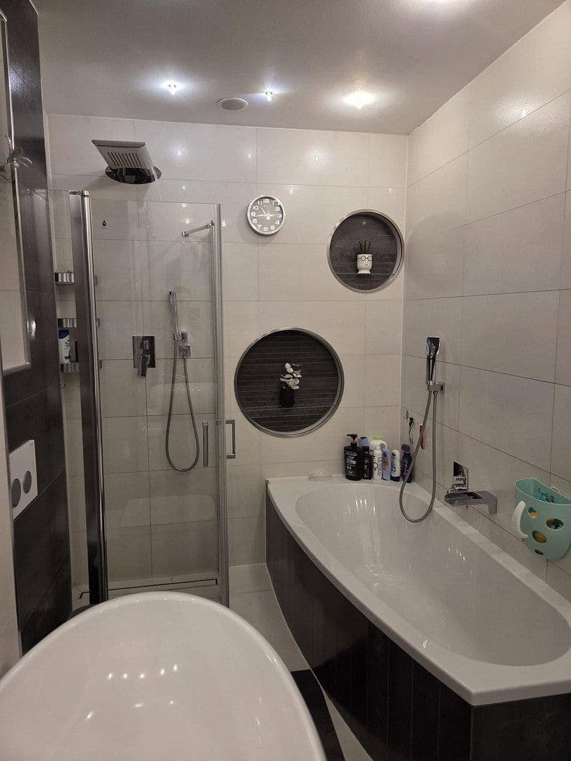 Pronájem bytu 3+1 79 m², Fürth, Bavorsko Pronájem bytu 3+1 79 m², Fürth, Bavorsko