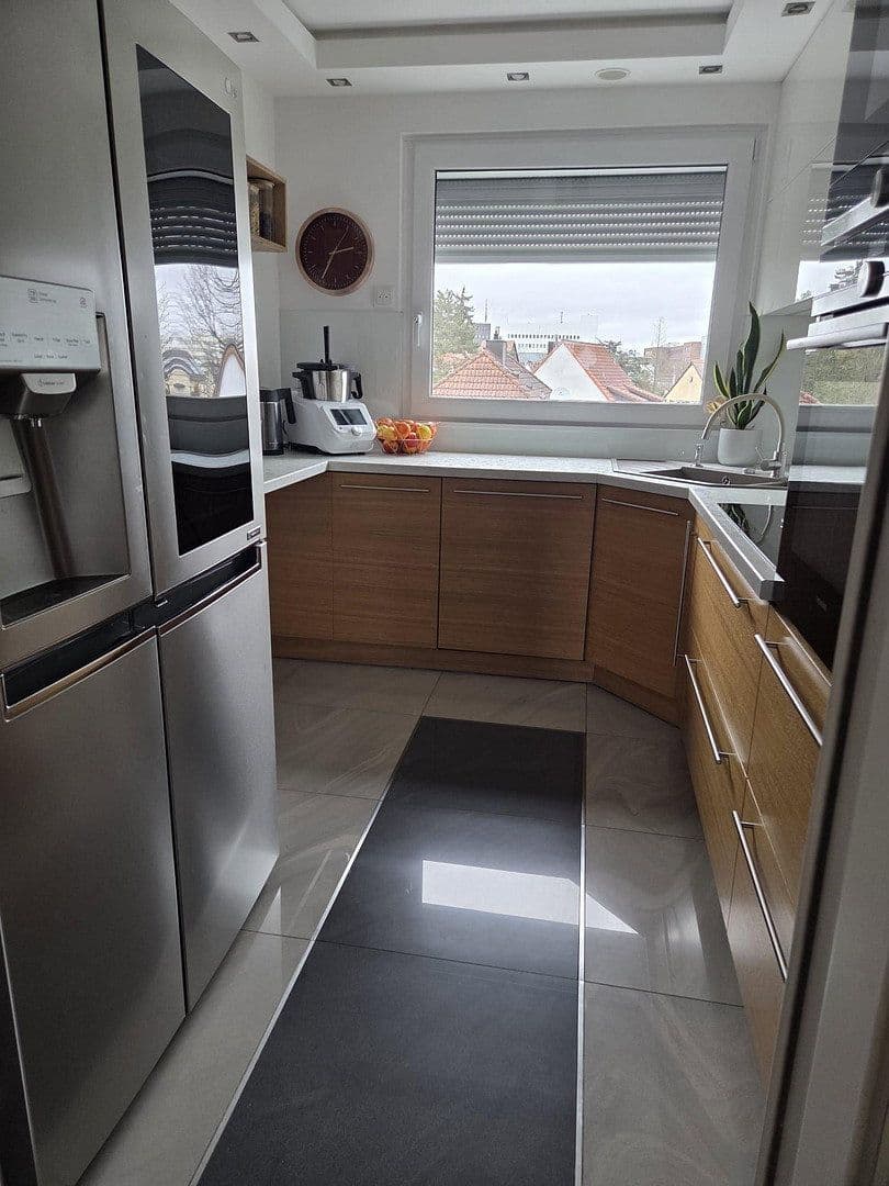 Pronájem bytu 3+1 79 m², Fürth, Bavorsko Pronájem bytu 3+1 79 m², Fürth, Bavorsko