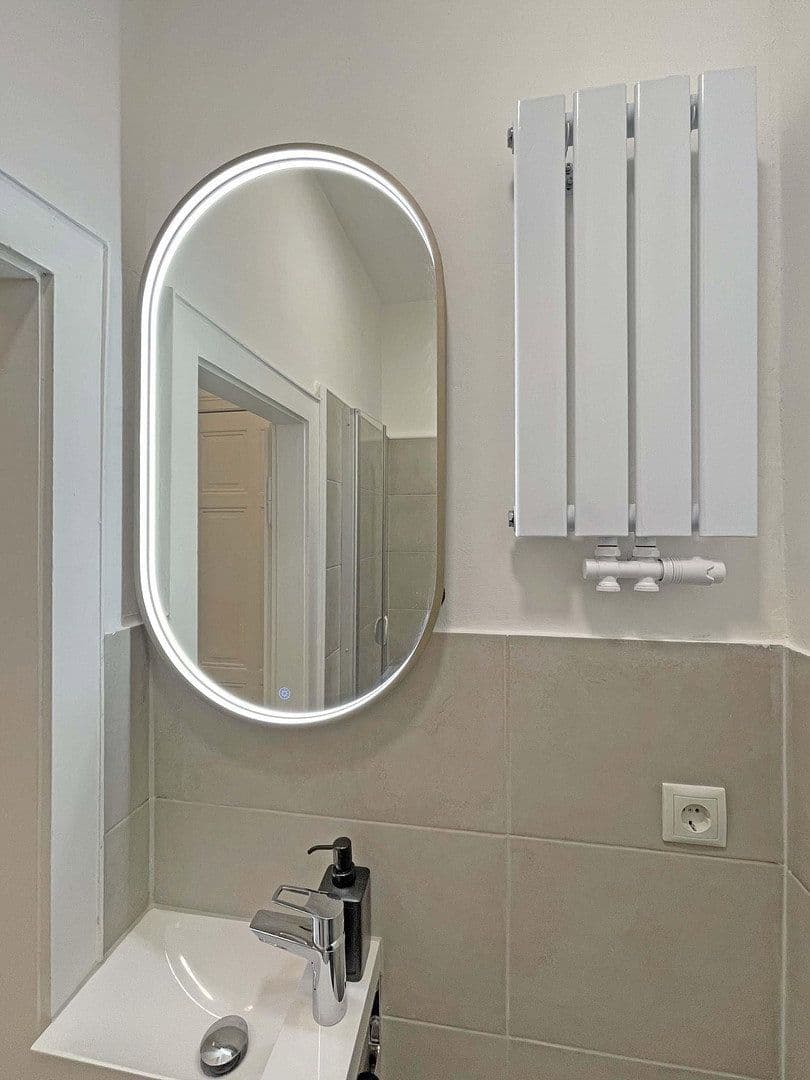 Prodej bytu 1+kk 35 m², Fehrbelliner Straße 36, Berlin, Berlín Prodej bytu 1+kk 35 m², Fehrbelliner Straße 36, Berlin, Berlín