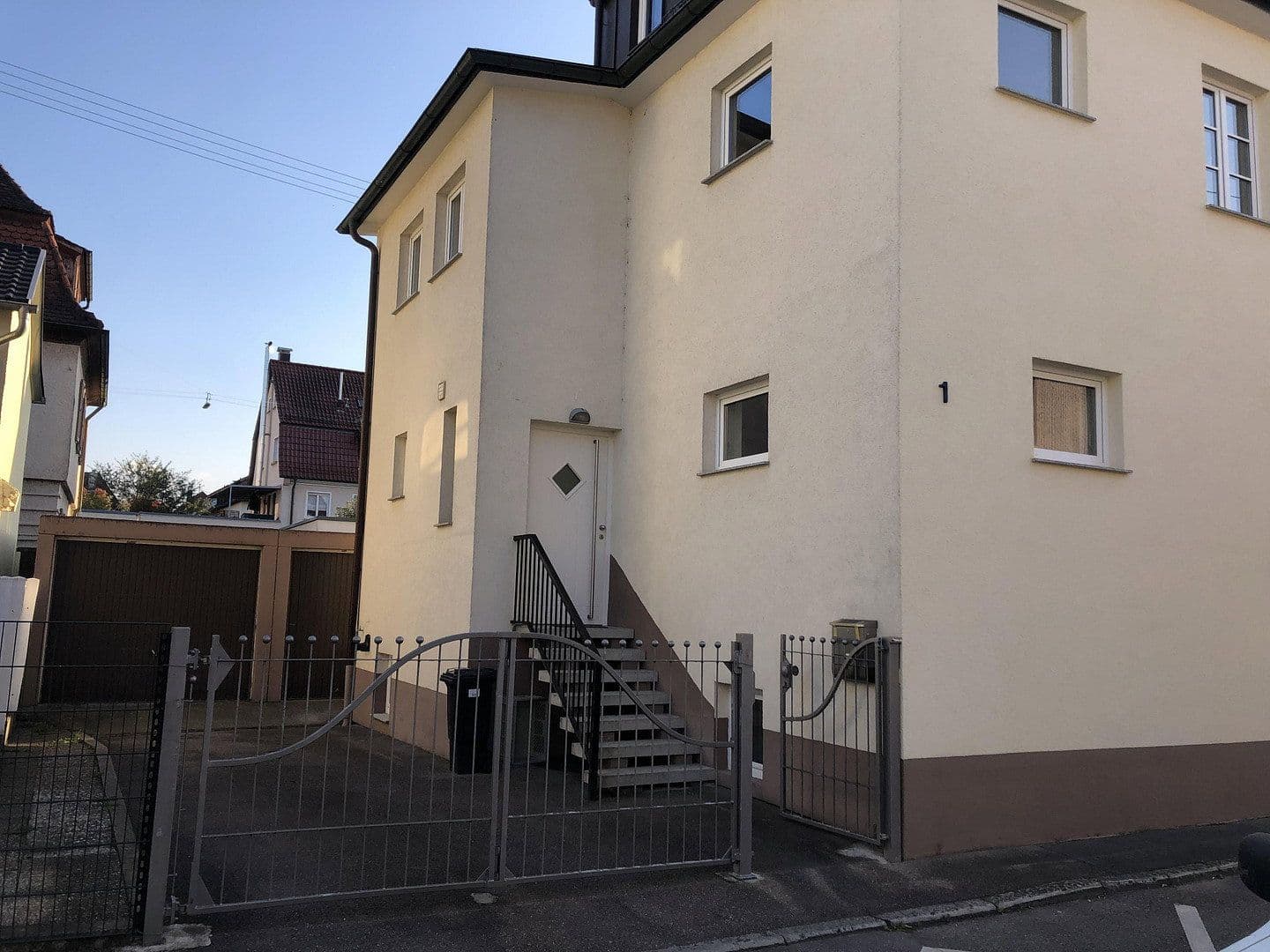 Pronájem domu 140 m², pozemek 200 m², Fellbach, Bádensko-Württembersko Pronájem domu 140 m², pozemek 200 m², Fellbach, Bádensko-Württembersko