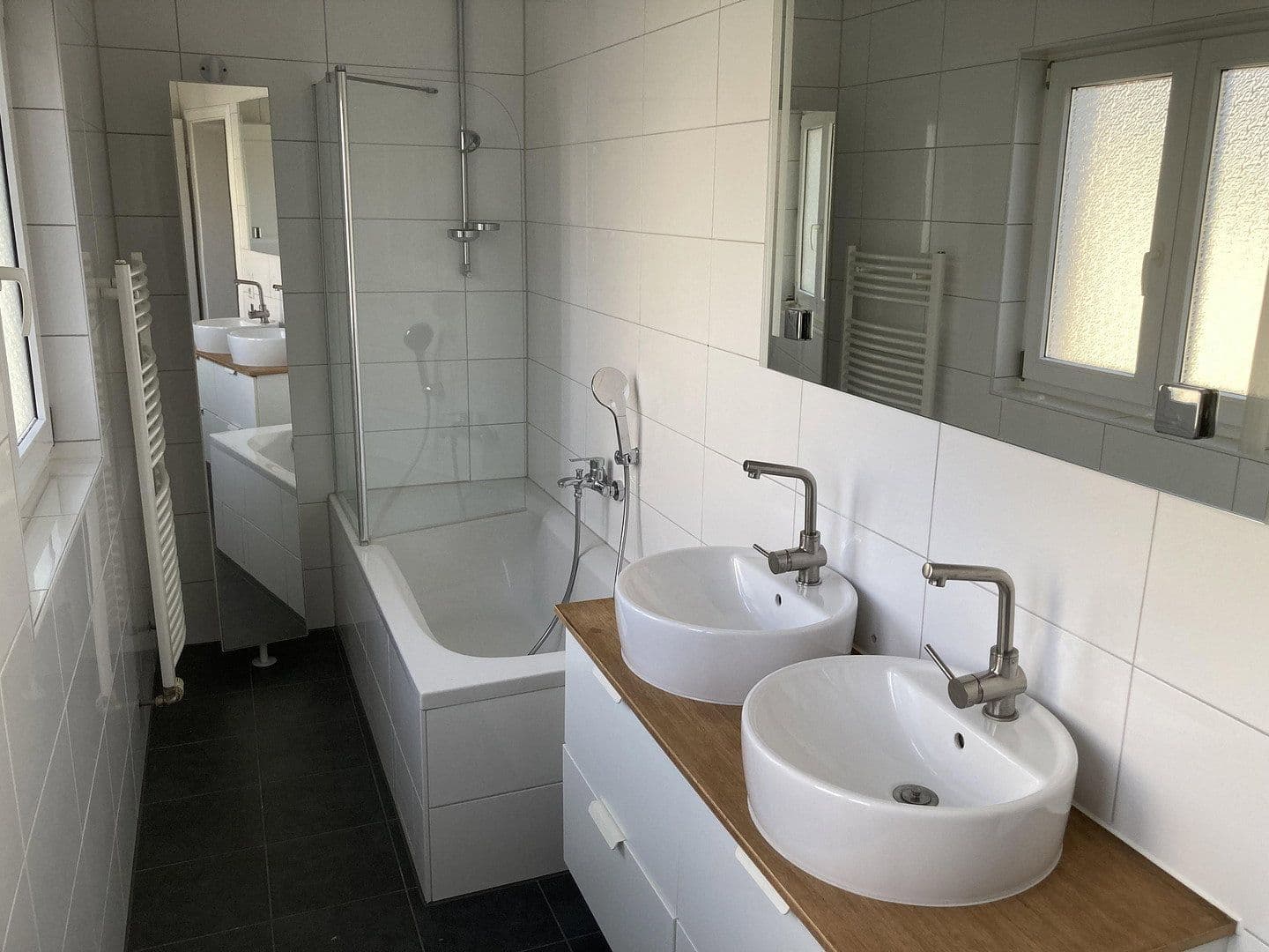 Pronájem domu 140 m², pozemek 200 m², Fellbach, Bádensko-Württembersko Pronájem domu 140 m², pozemek 200 m², Fellbach, Bádensko-Württembersko