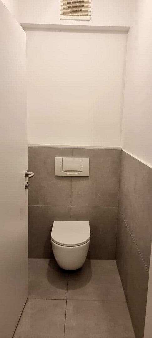 Pronájem kanceláře 53 m², Auhofstraße 129/3, Wien, Wien Pronájem kanceláře 53 m², Auhofstraße 129/3, Wien, Wien