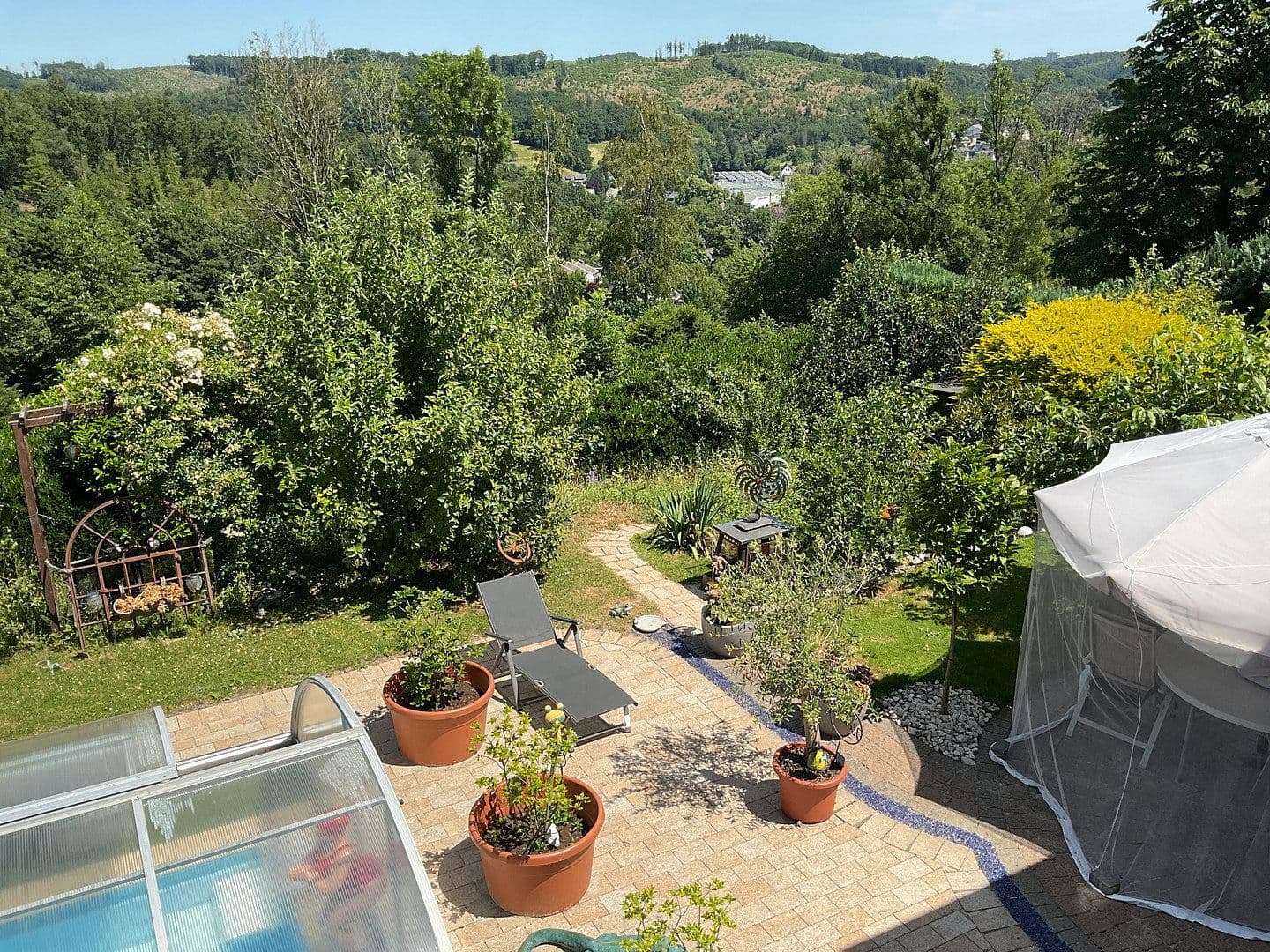 Prodej domu 142 m², pozemek 872 m², Lüdenscheid, Severní Porýní-Vestfálsko Prodej domu 142 m², pozemek 872 m², Lüdenscheid, Severní Porýní-Vestfálsko