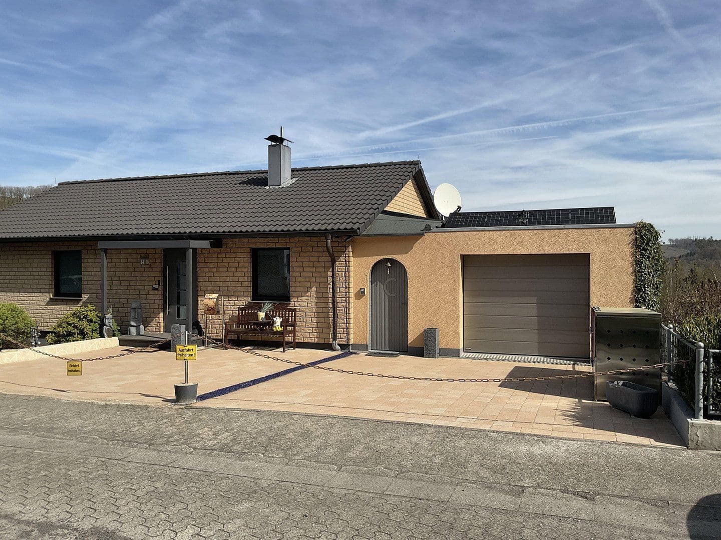 Prodej domu 142 m², pozemek 872 m², Lüdenscheid, Severní Porýní-Vestfálsko Prodej domu 142 m², pozemek 872 m², Lüdenscheid, Severní Porýní-Vestfálsko