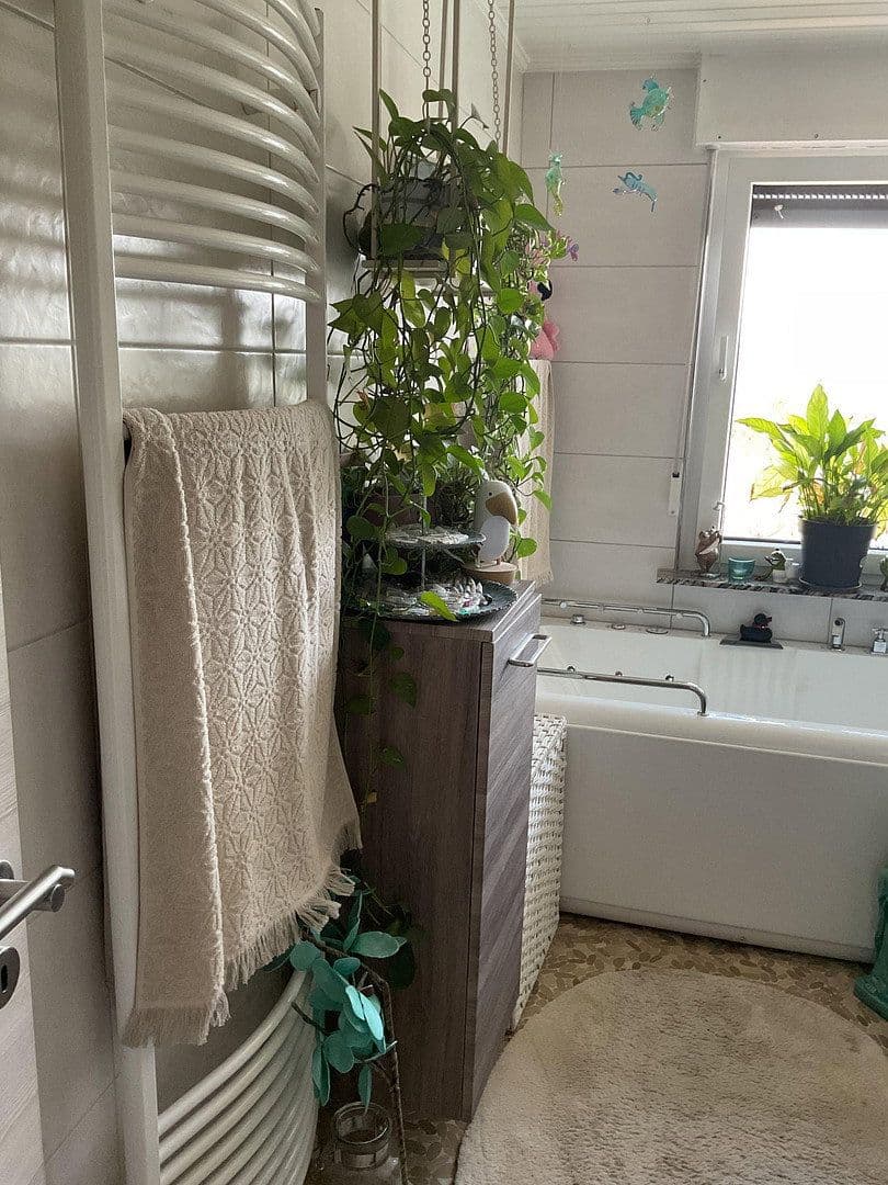 Prodej domu 142 m², pozemek 872 m², Lüdenscheid, Severní Porýní-Vestfálsko Prodej domu 142 m², pozemek 872 m², Lüdenscheid, Severní Porýní-Vestfálsko