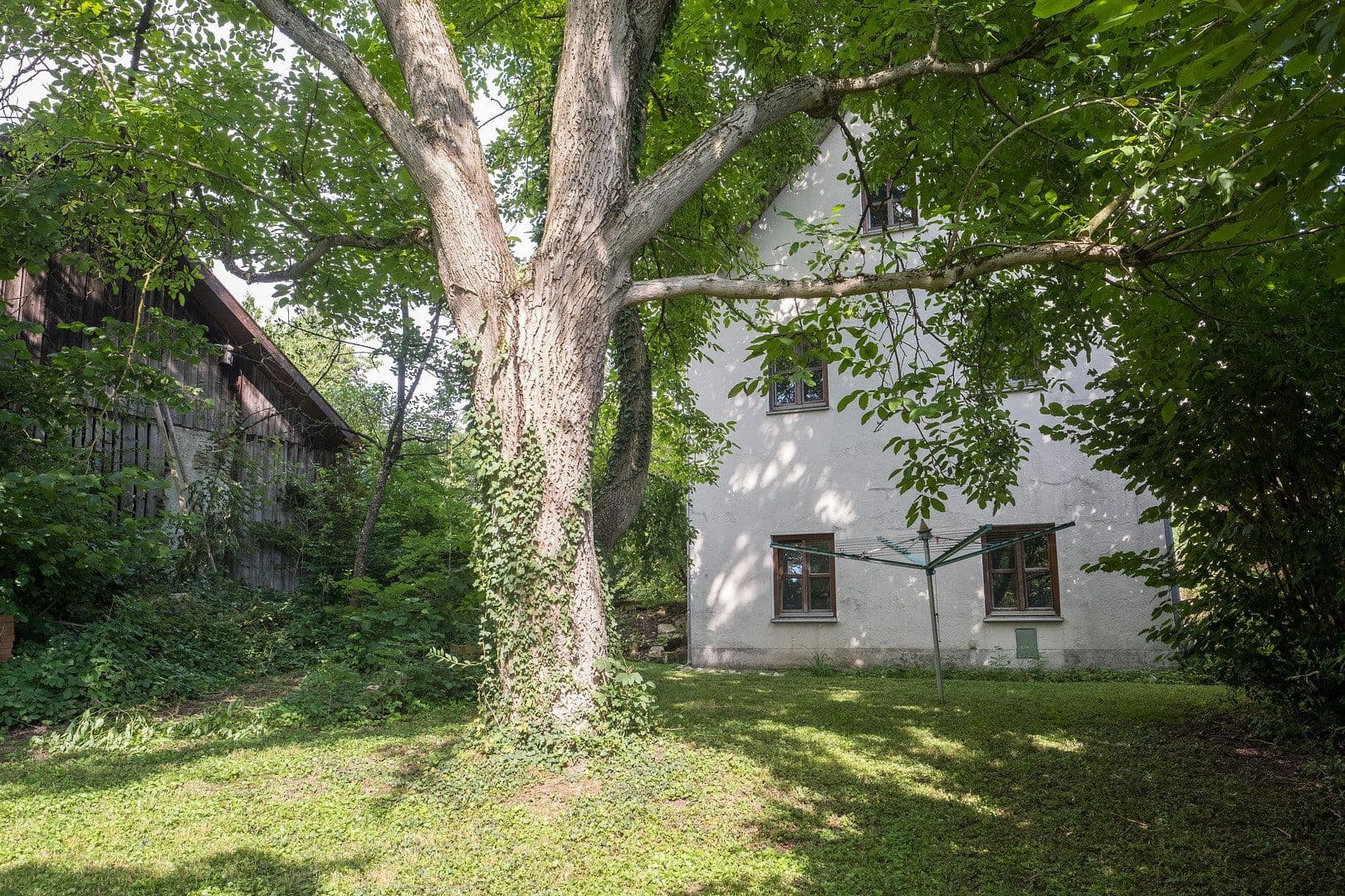 Prodej domu 295 m², pozemek 3.159 m², Wildenberg, Bavorsko Prodej domu 295 m², pozemek 3.159 m², Wildenberg, Bavorsko