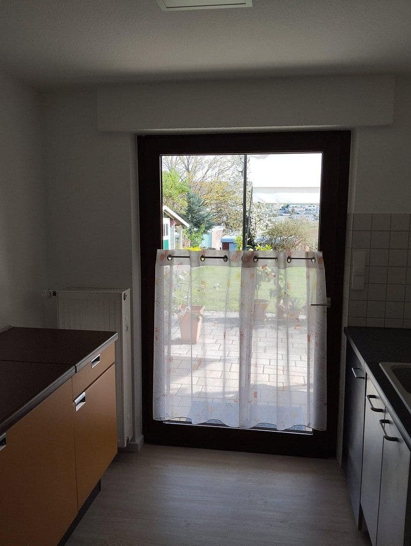 Pronájem bytu 2+1 79 m², Mühlacker, Bádensko-Württembersko Pronájem bytu 2+1 79 m², Mühlacker, Bádensko-Württembersko