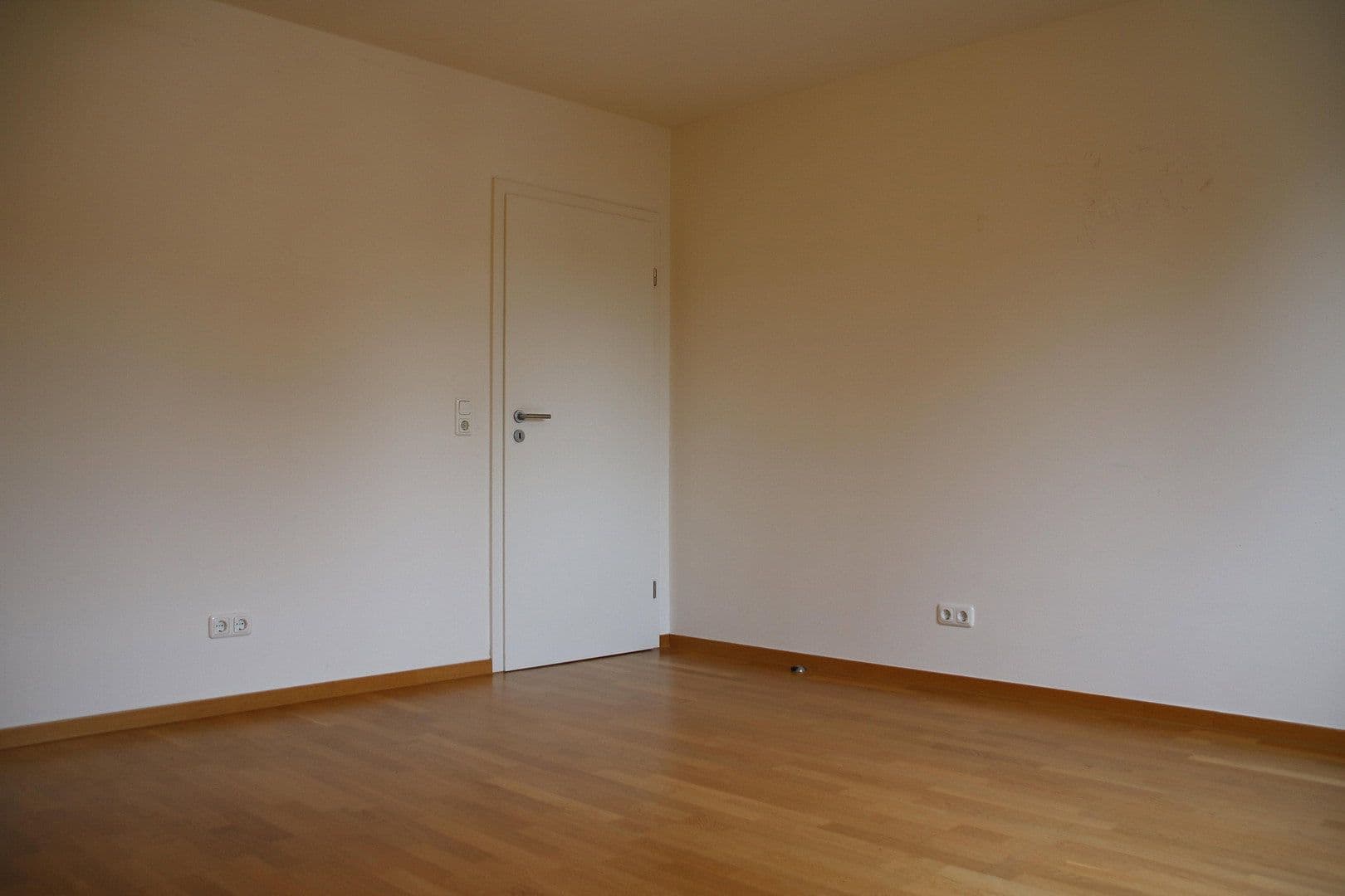 Pronájem bytu 3+1 89 m², Hanau, Hessen Pronájem bytu 3+1 89 m², Hanau, Hessen