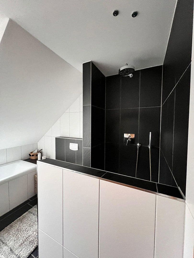 Prodej domu 134 m², pozemek 278 m², Sophienstr. 6, Berglen, Bádensko-Württembersko Prodej domu 134 m², pozemek 278 m², Sophienstr. 6, Berglen, Bádensko-Württembersko