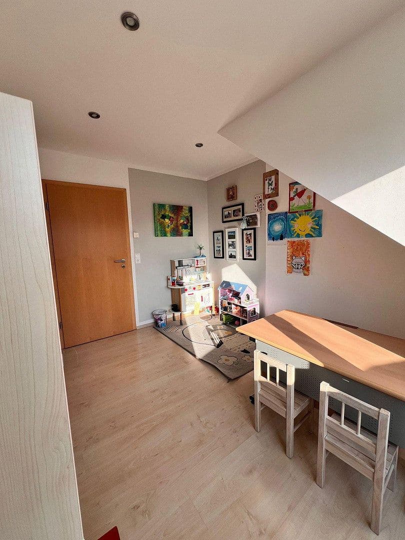 Prodej domu 134 m², pozemek 278 m², Sophienstr. 6, Berglen, Bádensko-Württembersko Prodej domu 134 m², pozemek 278 m², Sophienstr. 6, Berglen, Bádensko-Württembersko