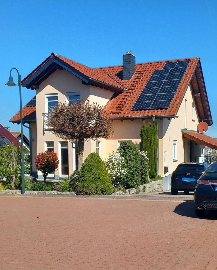 Prodej domu 197 m², pozemek 468 m², Freigericht, Hessen Prodej domu 197 m², pozemek 468 m², Freigericht, Hessen