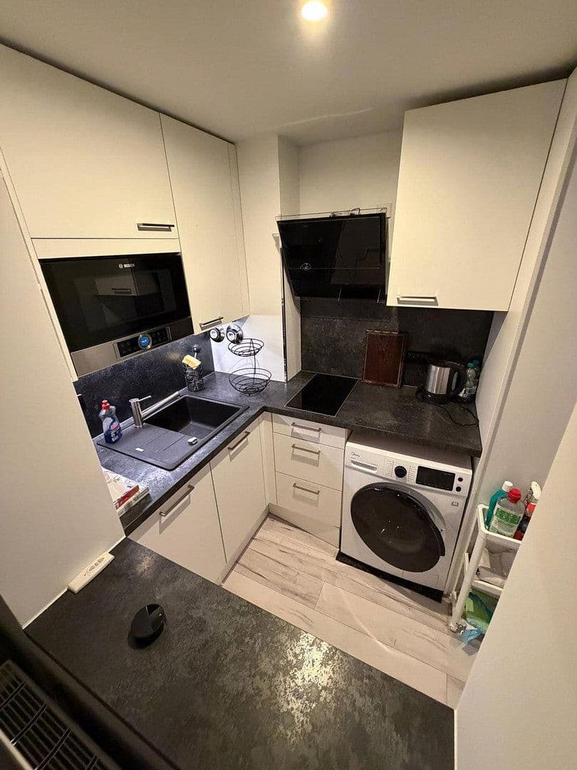 Pronájem bytu 1+kk 39 m², Möhringer Landstraße 35, Stuttgart, Bádensko-Württembersko Pronájem bytu 1+kk 39 m², Möhringer Landstraße 35, Stuttgart, Bádensko-Württembersko