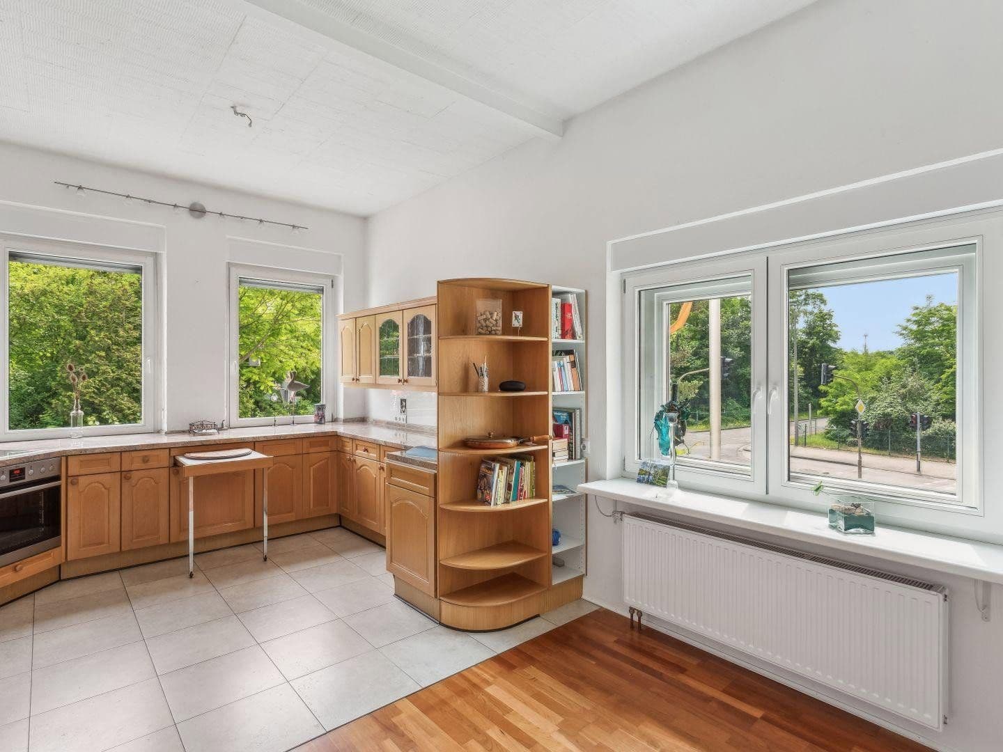 Pronájem bytu 4+kk 193 m², Neuwied, Porýní-Falc Pronájem bytu 4+kk 193 m², Neuwied, Porýní-Falc