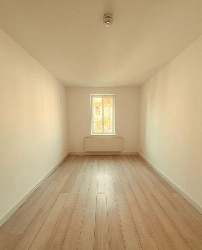 Pronájem bytu 2+1 56 m², Kesselsdorferstraße 74, Dresden, Sasko Pronájem bytu 2+1 56 m², Kesselsdorferstraße 74, Dresden, Sasko