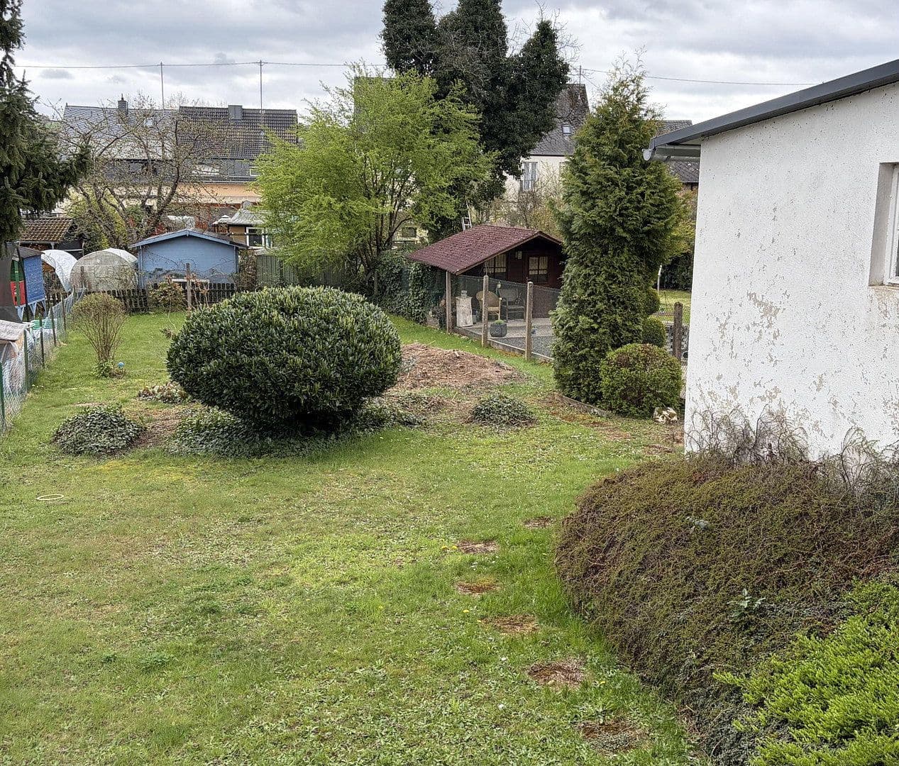 Prodej domu 120 m², pozemek 537 m², Trier, Porýní-Falc Prodej domu 120 m², pozemek 537 m², Trier, Porýní-Falc