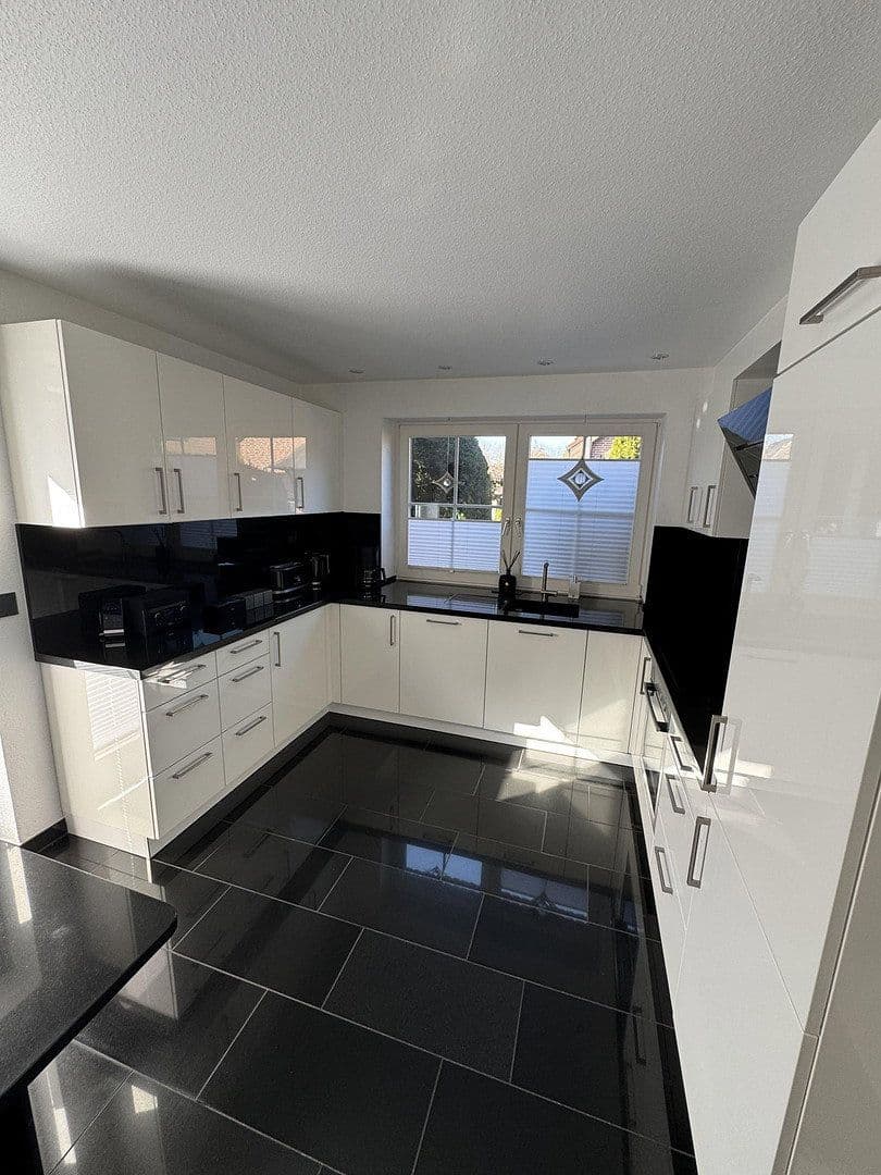 Prodej domu 144 m², pozemek 455 m², Telgte, Severní Porýní-Vestfálsko Prodej domu 144 m², pozemek 455 m², Telgte, Severní Porýní-Vestfálsko