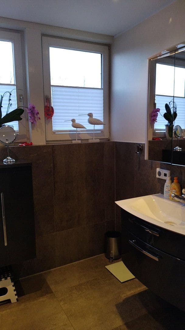 Prodej domu 211 m², pozemek 866 m², Krefelderstr.60, Wegberg, Severní Porýní-Vestfálsko Prodej domu 211 m², pozemek 866 m², Krefelderstr.60, Wegberg, Severní Porýní-Vestfálsko