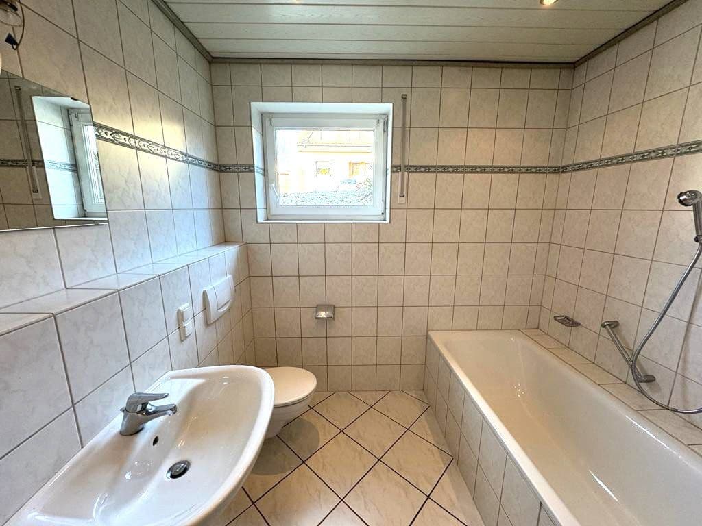 Pronájem bytu 2+1 56 m², Kalkstr. 28, Trierweiler, Porýní-Falc Pronájem bytu 2+1 56 m², Kalkstr. 28, Trierweiler, Porýní-Falc