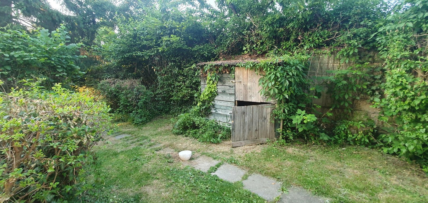 Prodej domu 183 m², pozemek 975 m², Linsengericht, Hessen Prodej domu 183 m², pozemek 975 m², Linsengericht, Hessen