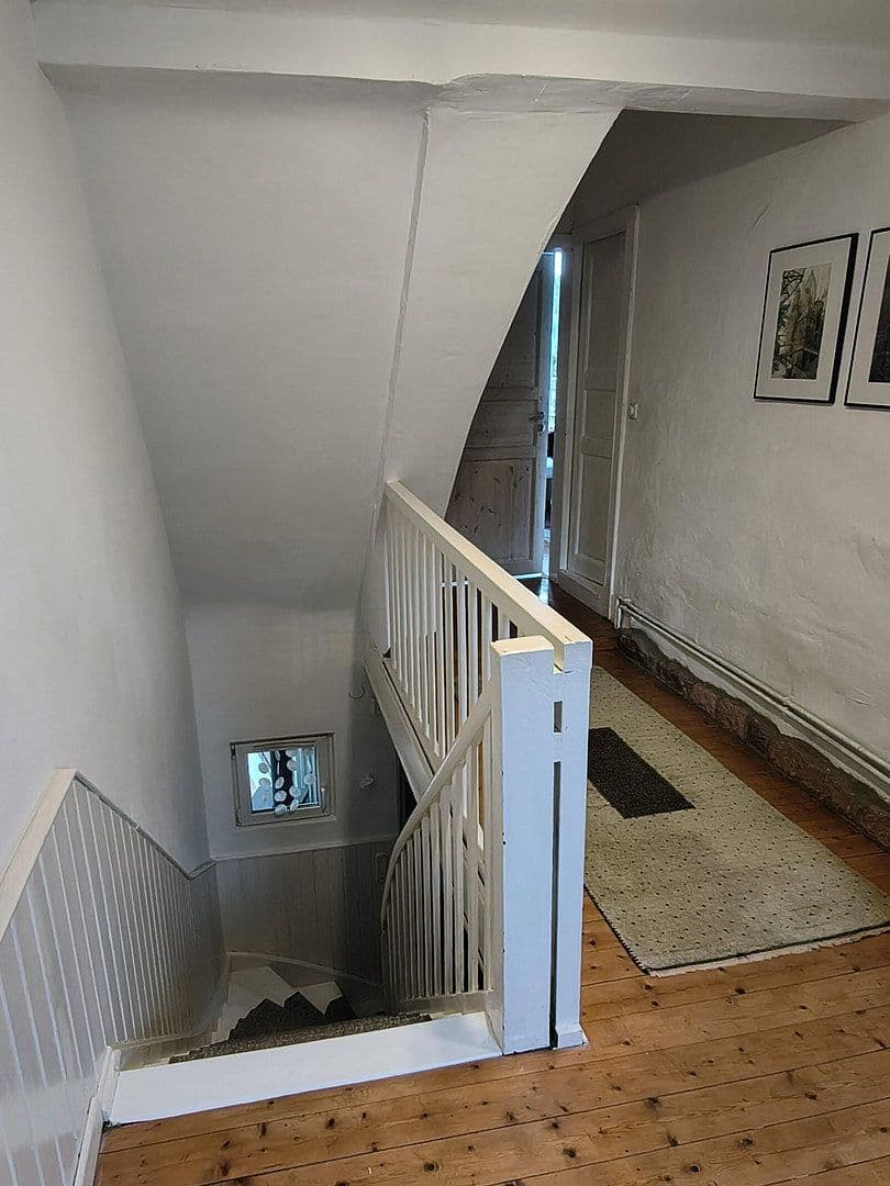 Prodej domu 183 m², pozemek 975 m², Linsengericht, Hessen Prodej domu 183 m², pozemek 975 m², Linsengericht, Hessen