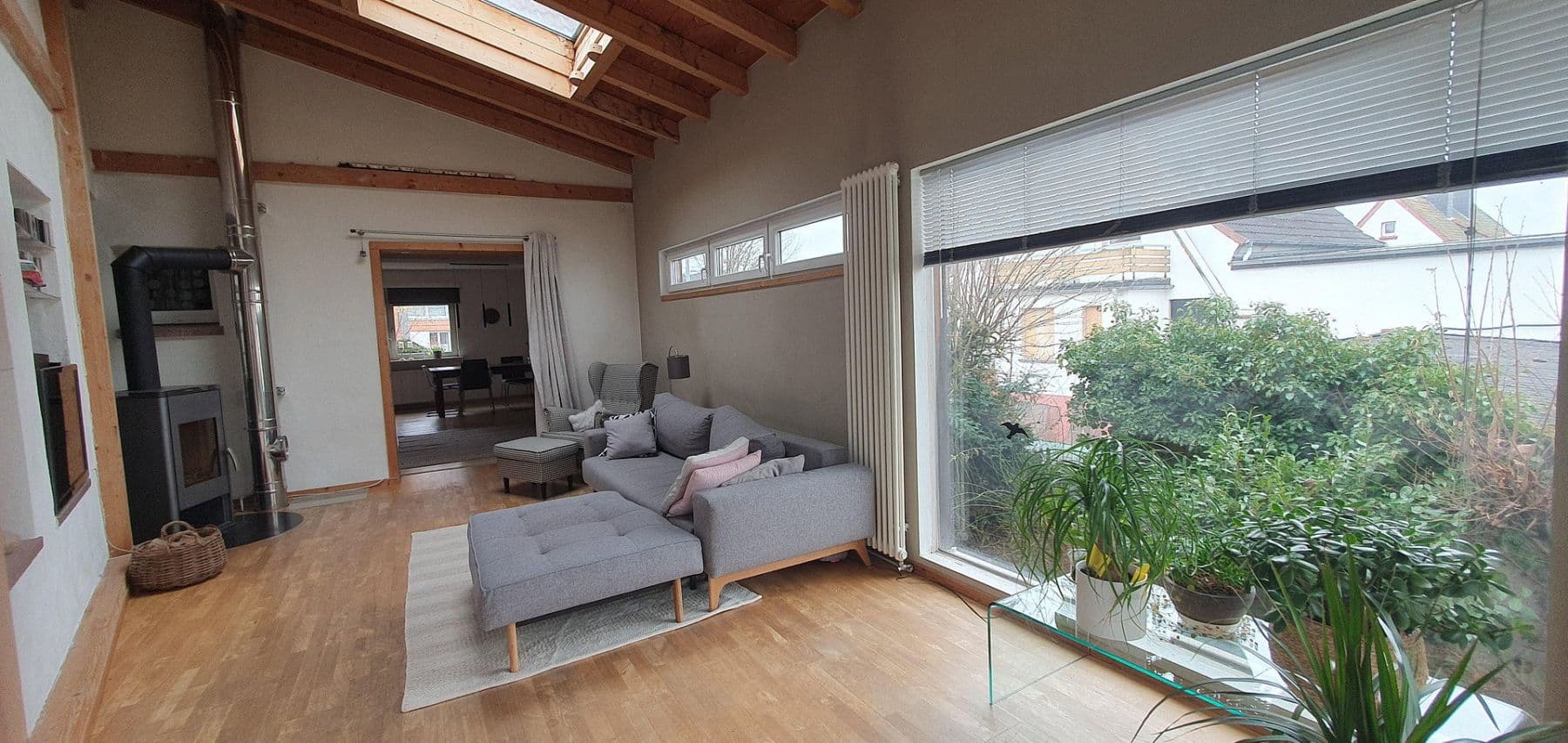 Prodej domu 183 m², pozemek 975 m², Linsengericht, Hessen Prodej domu 183 m², pozemek 975 m², Linsengericht, Hessen