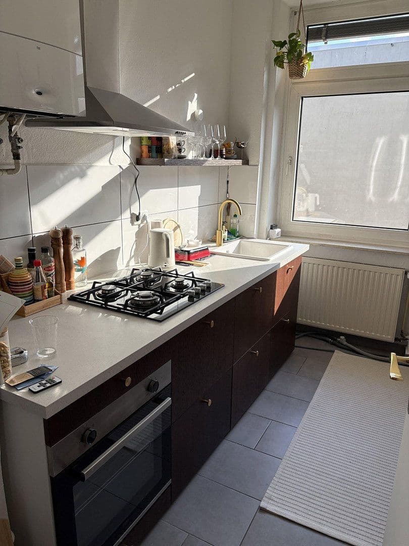 Pronájem bytu 2+1 47 m², Mainkurstraße 32, Frankfurt, Hessen Pronájem bytu 2+1 47 m², Mainkurstraße 32, Frankfurt, Hessen