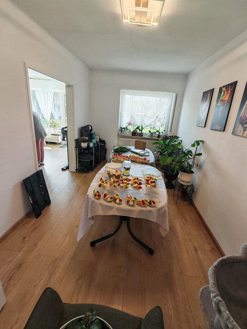 Pronájem bytu 4+kk 135 m², Heinrich-Weber-Str. 37, Heppenheim, Hessen Pronájem bytu 4+kk 135 m², Heinrich-Weber-Str. 37, Heppenheim, Hessen