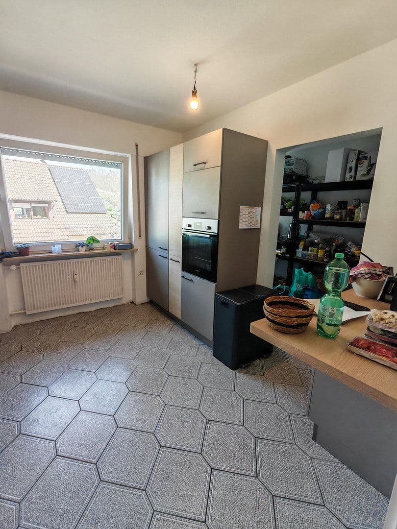 Pronájem bytu 4+kk 135 m², Heinrich-Weber-Str. 37, Heppenheim, Hessen Pronájem bytu 4+kk 135 m², Heinrich-Weber-Str. 37, Heppenheim, Hessen