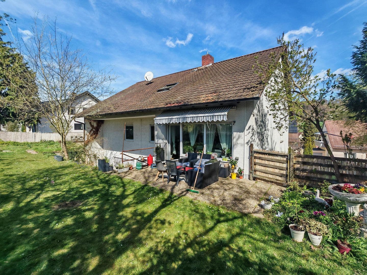 Pronájem bytu 4+kk 135 m², Heinrich-Weber-Str. 37, Heppenheim, Hessen Pronájem bytu 4+kk 135 m², Heinrich-Weber-Str. 37, Heppenheim, Hessen